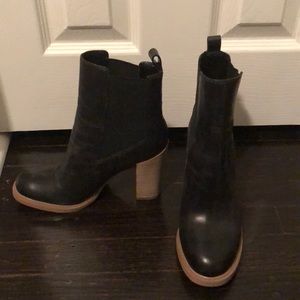 Marc Fisher Chelsea Booties size 6.5